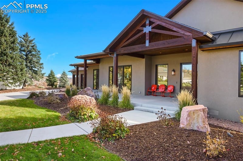 3835 Edgecliff Ct, Colorado Springs, CO 80904