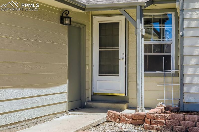 3836 S Halifax St, Aurora, CO 80013