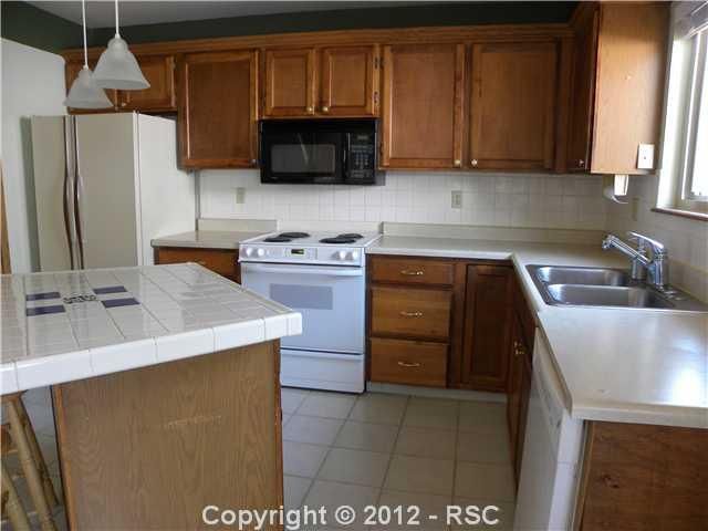 3836 Smoke Tree Dr, Colorado Springs, CO 80920