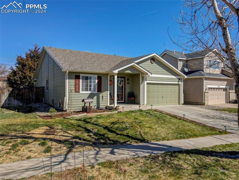 3837 Elk Ln, Pueblo, CO 81005