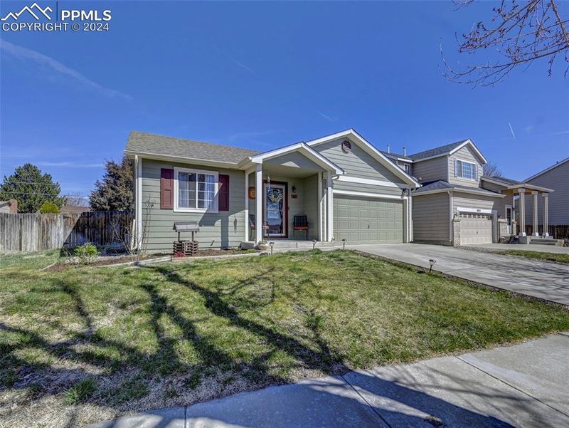3837 Elk Ln, Pueblo, CO 81005