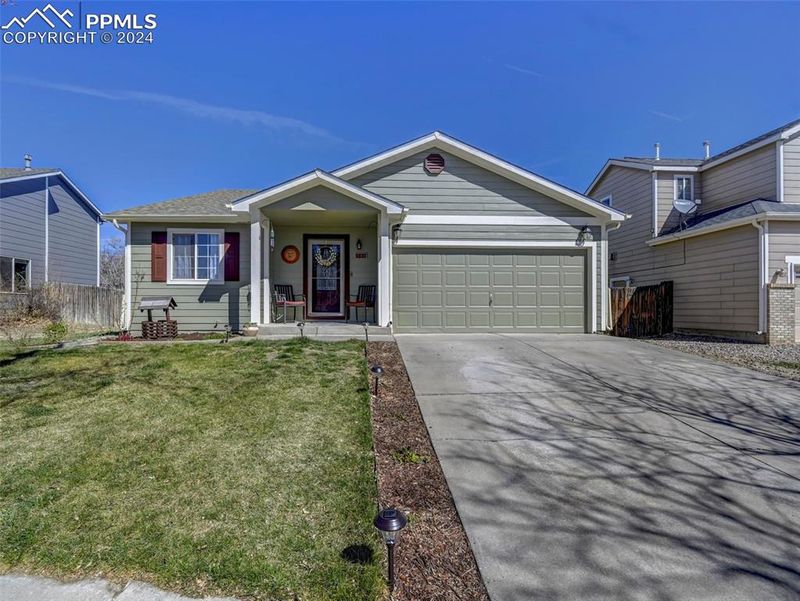 3837 Elk Ln, Pueblo, CO 81005
