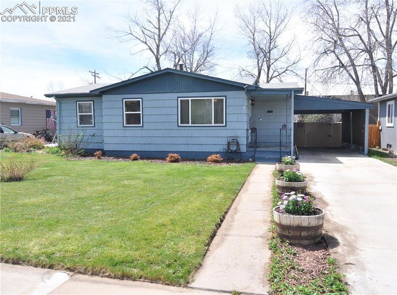 3837 S Inca St, Englewood, CO 80110