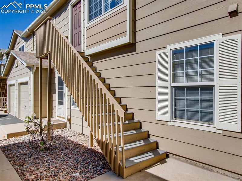 384 Ellers Grv, Colorado Springs, CO 80916