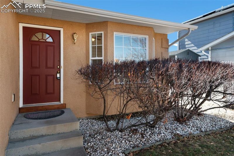 3840 Pronghorn Ln, Pueblo, CO 81005
