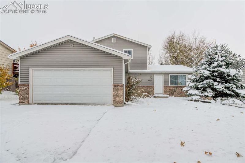 3845 Red Cedar Dr, Colorado Springs, CO 80906