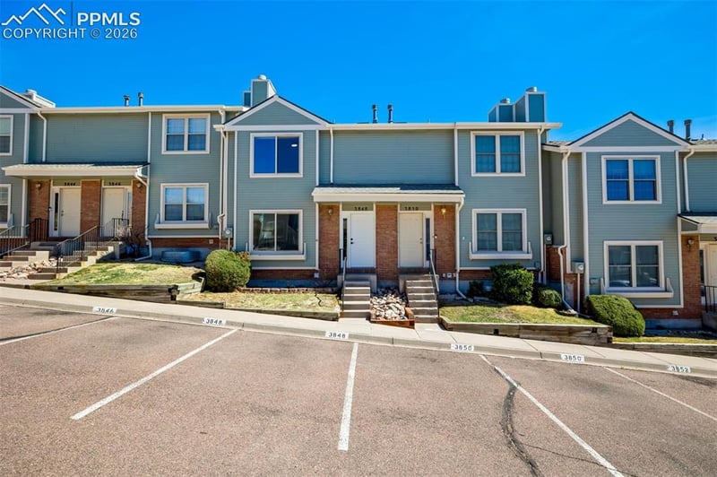3848 Smoke Tree Dr, Colorado Springs, CO 80920