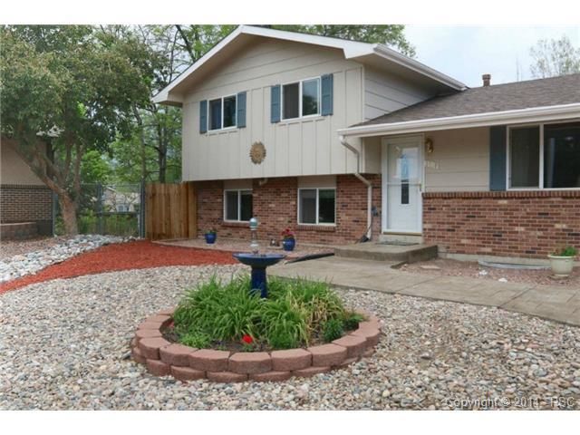 3850 Hawk Ln, Colorado Springs, CO 80917