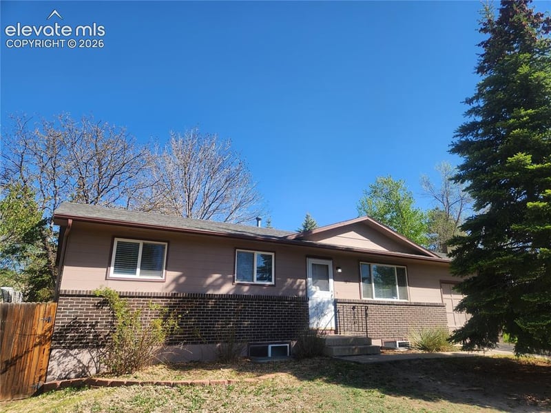 3853 Vaquero Cir, Colorado Springs, CO 80918