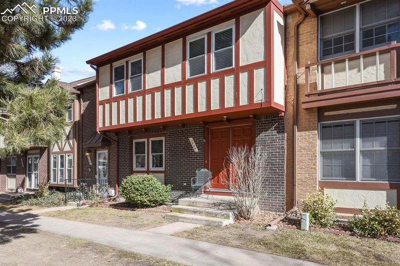 3854 Constitution Ave, Colorado Springs, CO 80909