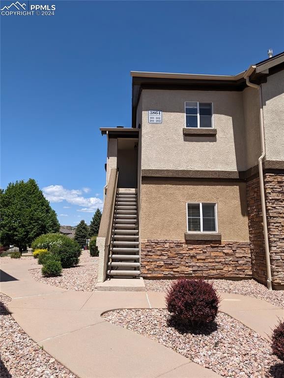 3864 Riviera Grv #201, Colorado Springs, CO 80922