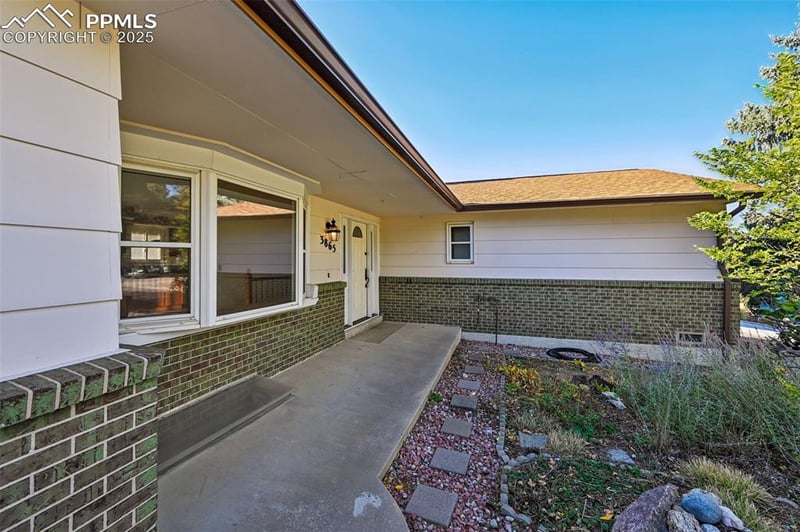 3865 Bunk House Dr, Colorado Springs, CO 80917