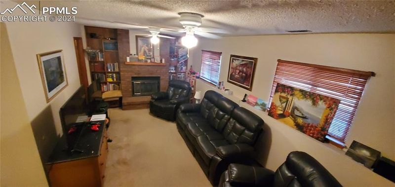 3870 Thundercloud Dr, Colorado Springs, CO 80920