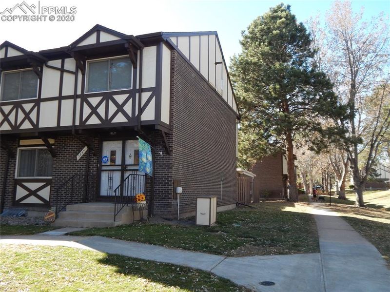 3894 Constitution Ave, Colorado Springs, CO 80909