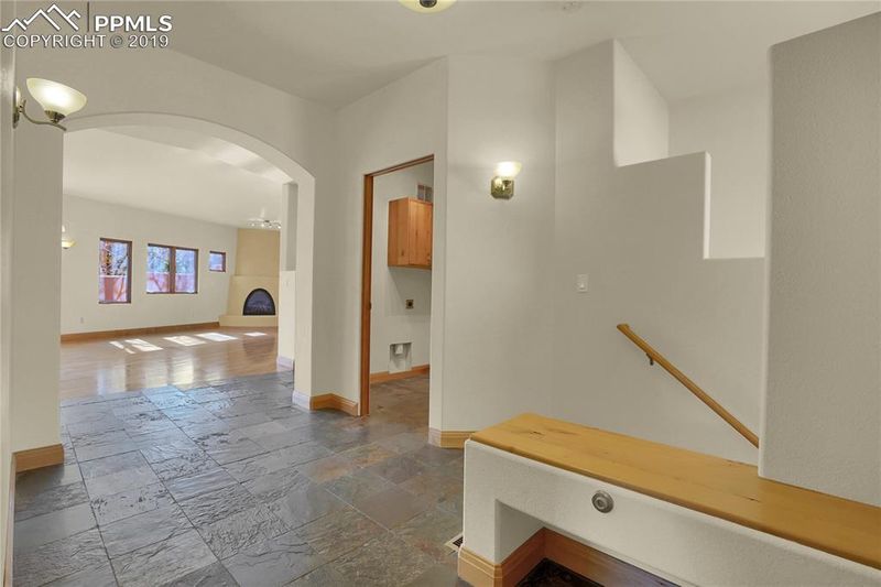 39 Crystal Park Rd, Manitou Springs, CO 80829
