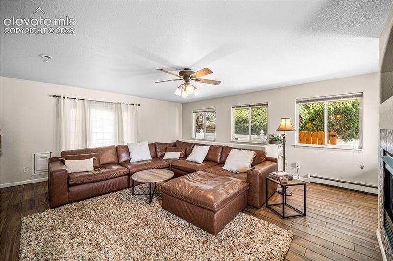 39 Dartmouth Ave, Pueblo, CO 81005
