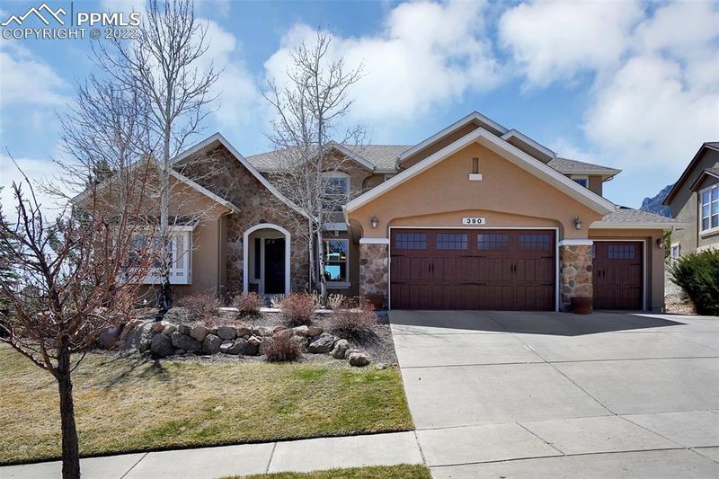 390 Lowick Dr, Colorado Springs, CO 80906