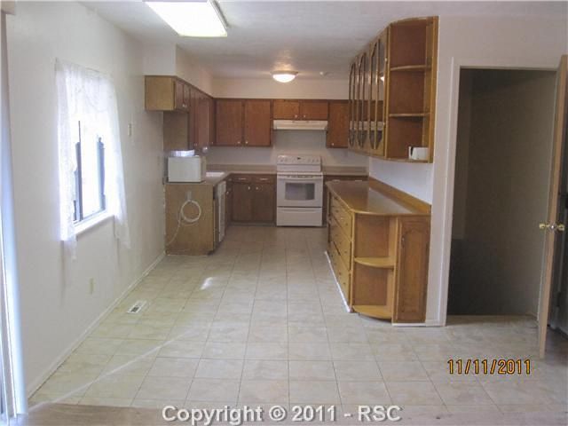 3902 Somerset Dr, Colorado Springs, CO 80907