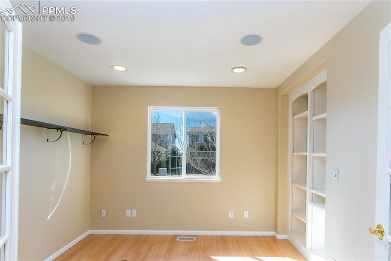 3904 Ranch Bluff Ct, Colorado Springs, CO 80922