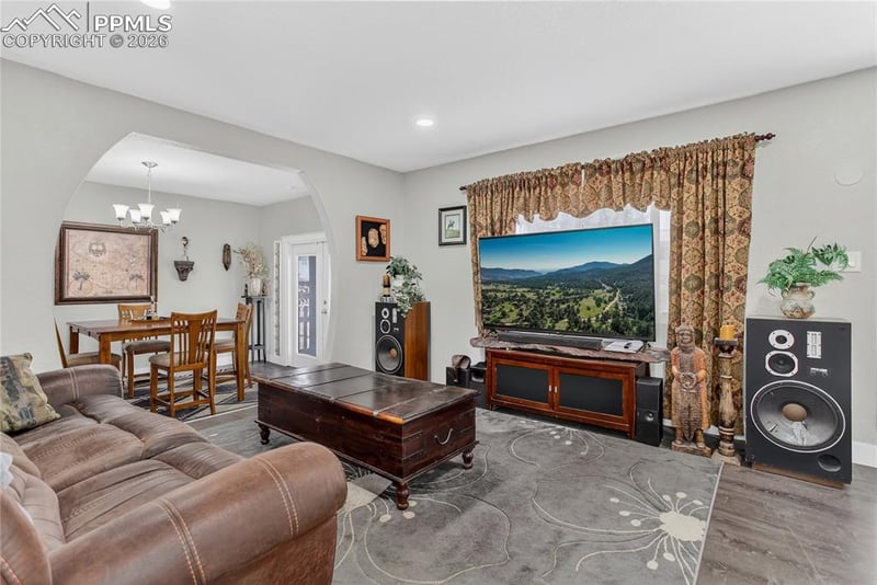 3905 Colony Hills Cir, Colorado Springs, CO 80916