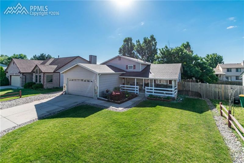 3905 Red Cedar Dr, Colorado Springs, CO 80906