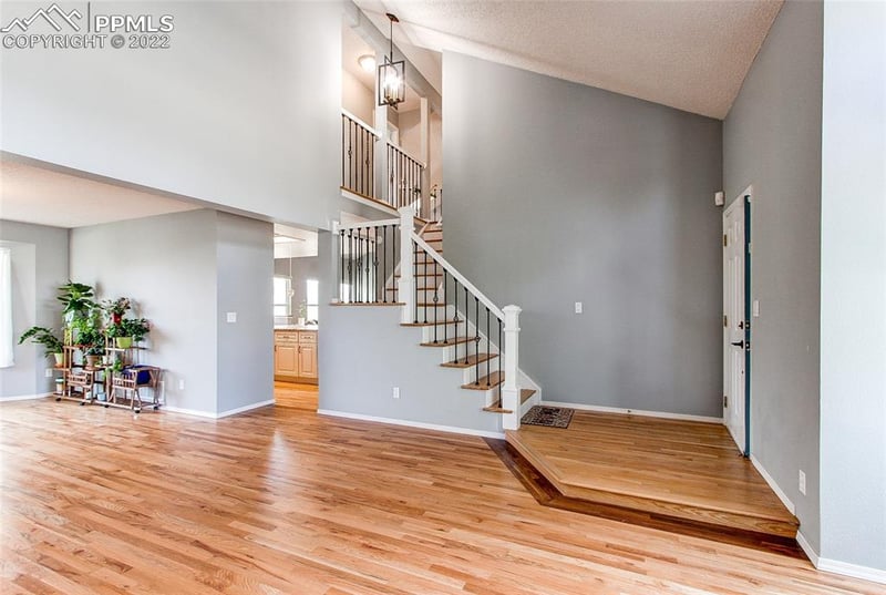 3905 Whisper Hollow Dr, Colorado Springs, CO 80920