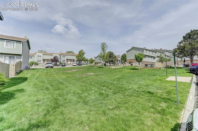 3907 Smoke Tree Dr, Colorado Springs, CO 80920