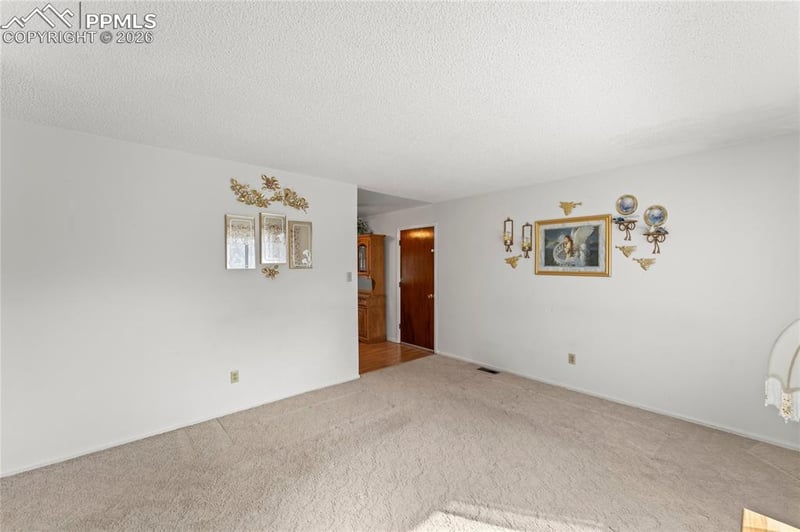3908 Shelley Ave, Colorado Springs, CO 80910