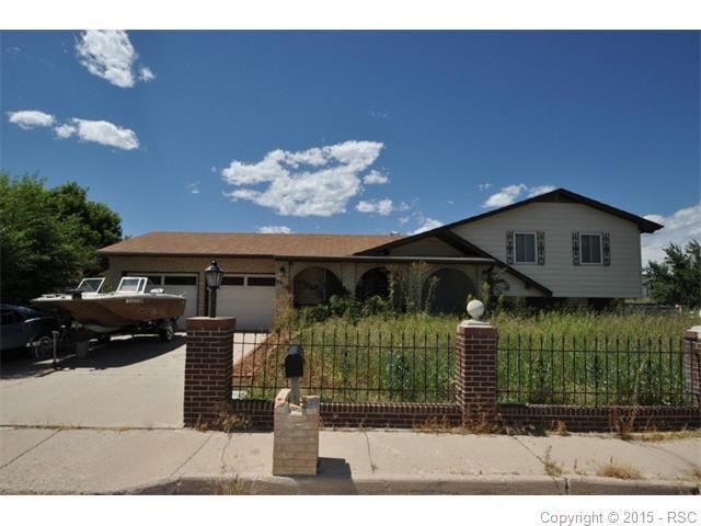 3910 Cantrell Dr, Colorado Springs, CO 80911