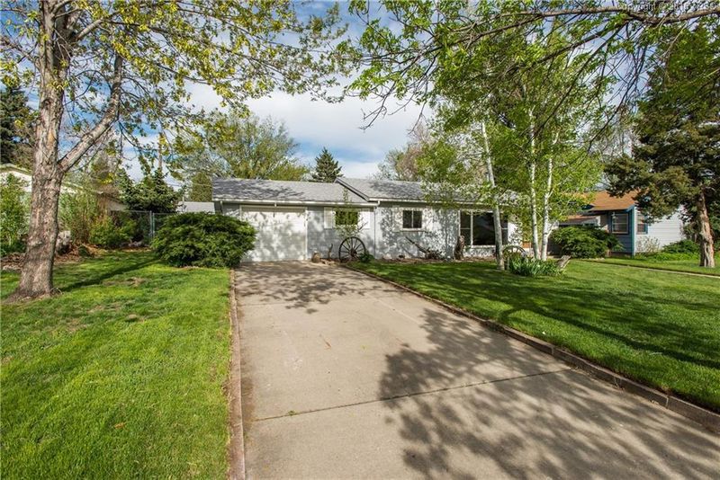 3911 Azalea St, Colorado Springs, CO 80907
