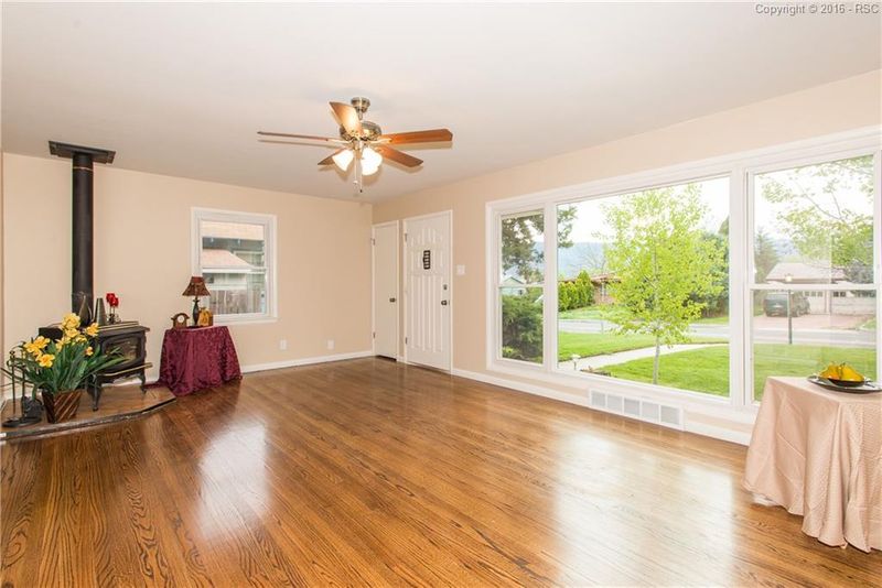 3911 Azalea St, Colorado Springs, CO 80907