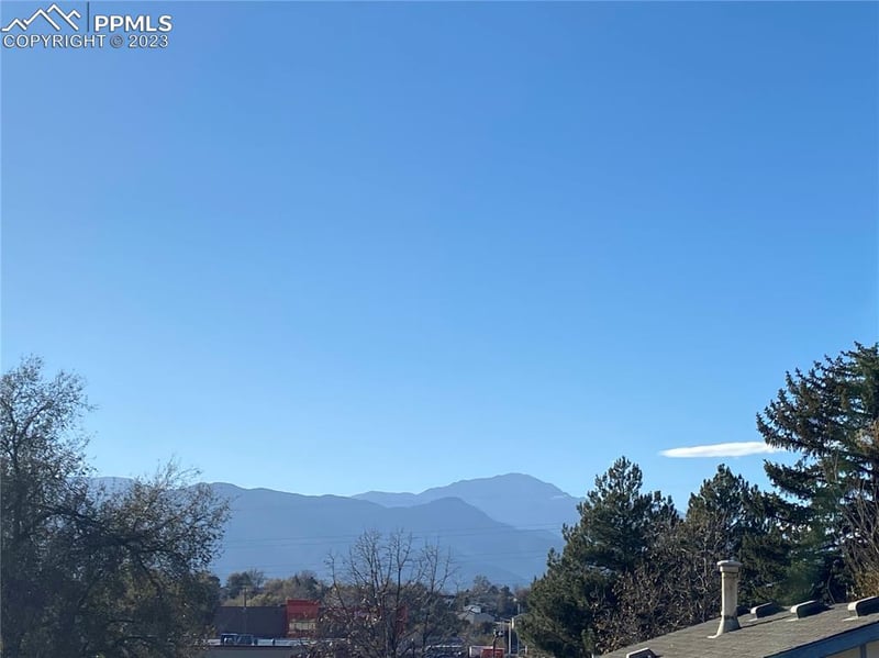 3911 Pikes Peak Ave, Colorado Springs, CO 80909