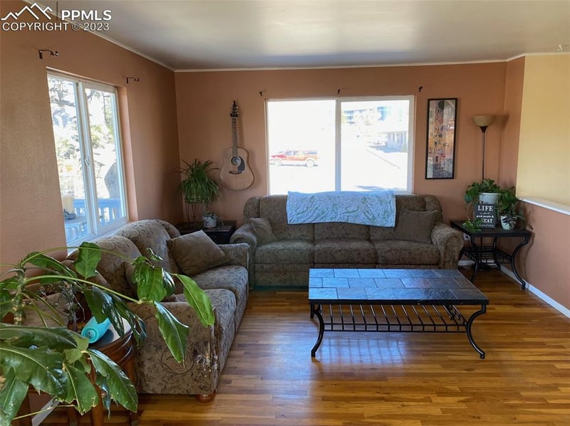 3911 Pikes Peak Ave, Colorado Springs, CO 80909