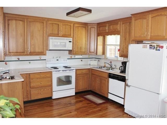 3912 Ellston Pl, Colorado Springs, CO 80907