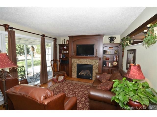 3912 Magnolia St, Colorado Springs, CO 80907