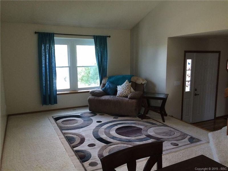 3913 Topsail Dr, Colorado Springs, CO 80918
