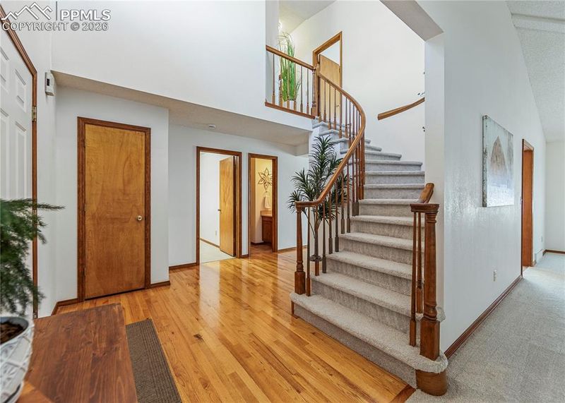 3913 Whisper Hollow Dr, Colorado Springs, CO 80920