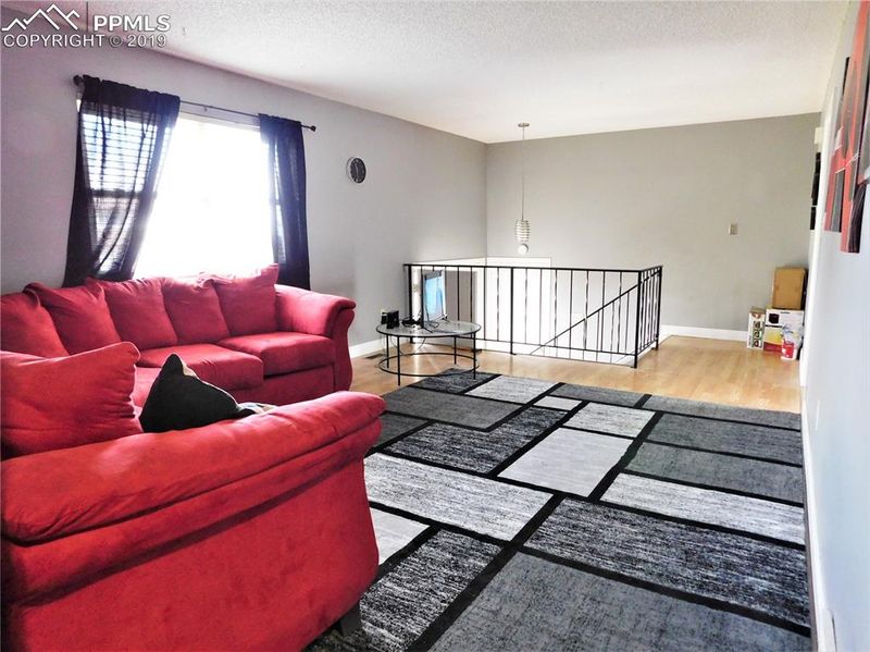 3915 Sinnes Ln, Colorado Springs, CO 80911