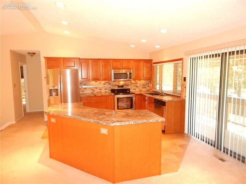 3917 S Midsummer Ln, Colorado Springs, CO 80917
