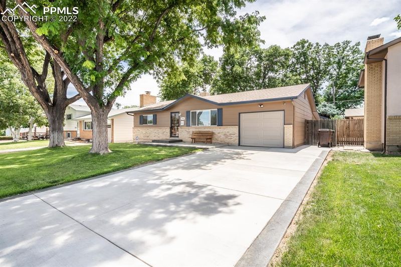 3920 Farabaugh Ln, Pueblo, CO 81005