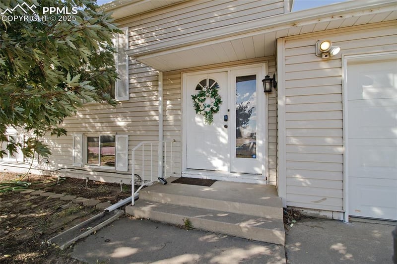 3920 Morley Dr, Colorado Springs, CO 80916