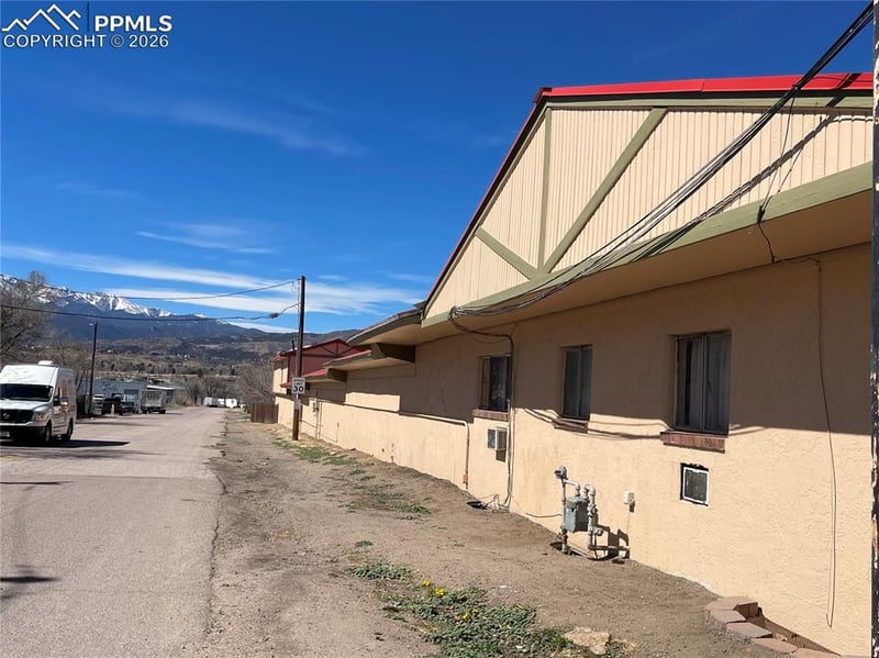 3920 Nevada Ave, Colorado Springs, CO 80907