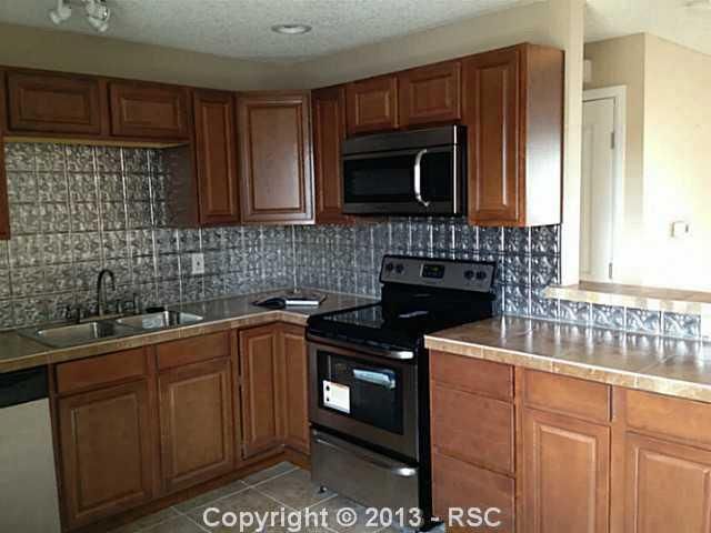3923 Whittier Dr, Colorado Springs, CO 80910