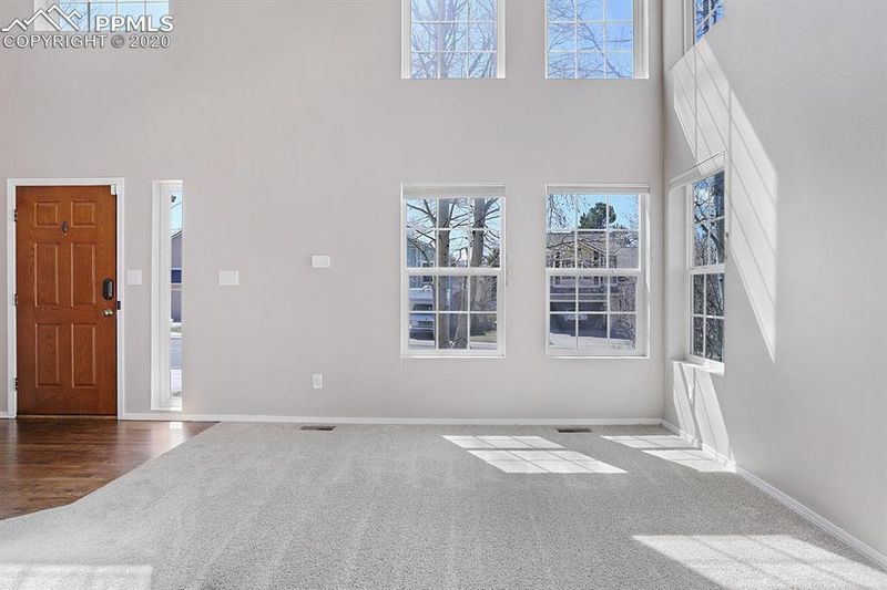 3930 Dolphin Cir, Colorado Springs, CO 80918