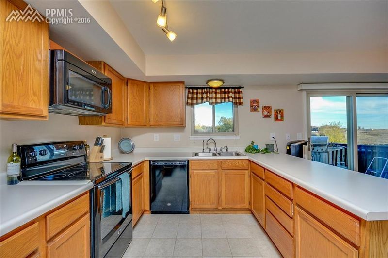3932 Smoke Tree Dr, Colorado Springs, CO 80920