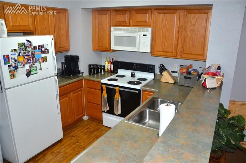 3936 Aspen Leaf Point, Colorado Springs, CO 80917