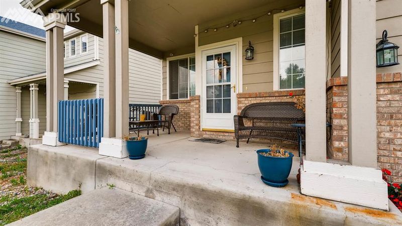 3938 Elk Ln, Pueblo, CO 81005