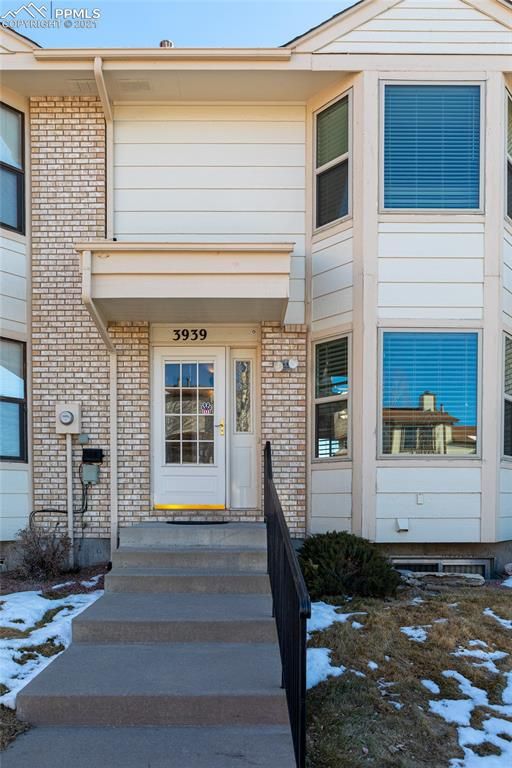 3939 Smoke Tree Dr, Colorado Springs, CO 80920