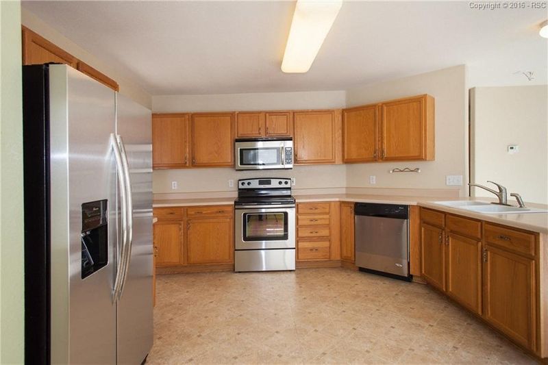 394 Hampstead Ave, Castle Rock, CO 80104