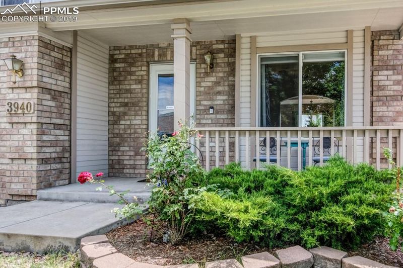 3940 Happy Jack Dr, Colorado Springs, CO 80922